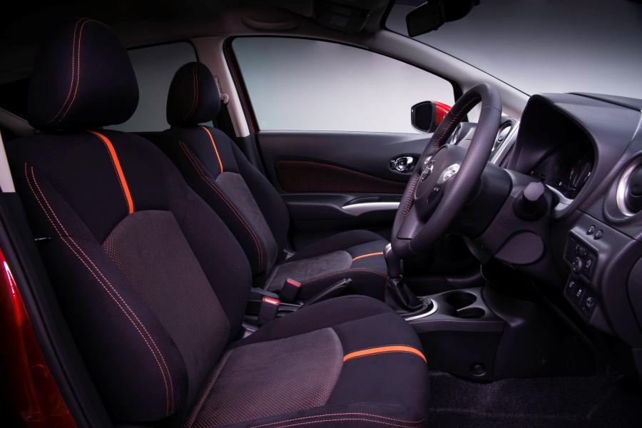  Nissan Note 2013 года  (UK) (фото 18 из 47)